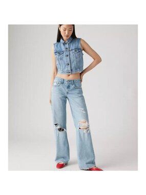 New Levi’s 23x30 Premium Low Loose Women's Jeans Probably OK Light Wash